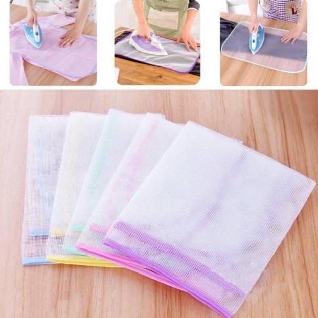 Kain Jaring Pelapis Setrika Anti Gosong Alas Tatakan Setrika Baju Anti Panas