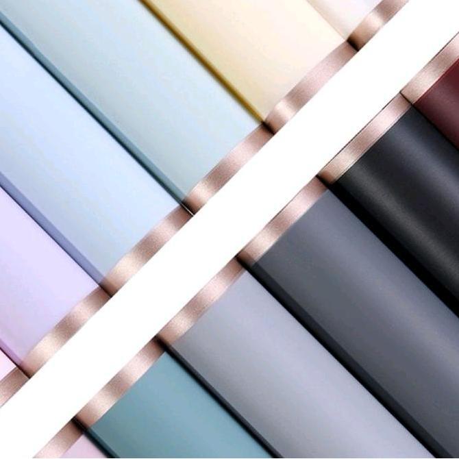 Fiore- ( 10 Lembar ) Cellophane List Gold / Kertas Buket Cellophane / Kertas Tissue Cellophane Untuk