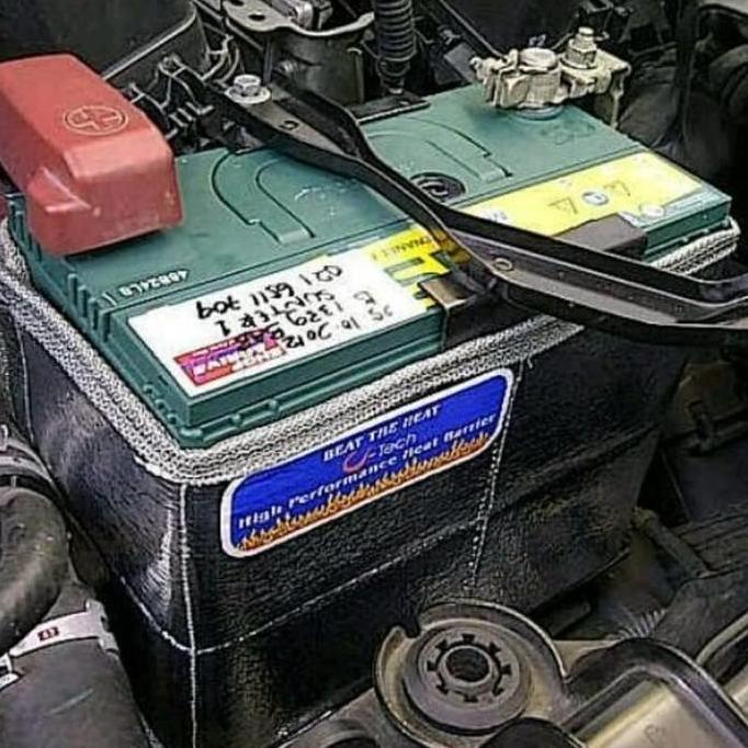 Toyota Yaris Peredam Panas dan Pelindung Aki Mobil