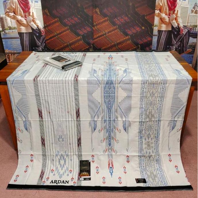 Ardan Sarung Ardan Series Putih Motif Elegan dan Klasik untuk Tampilan Lebih Mewah