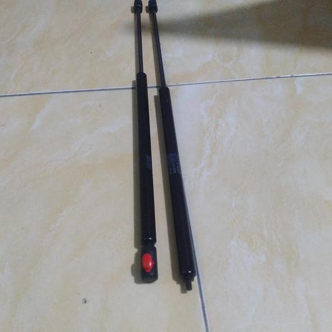 shock kap mesin Mercedes Benz W203