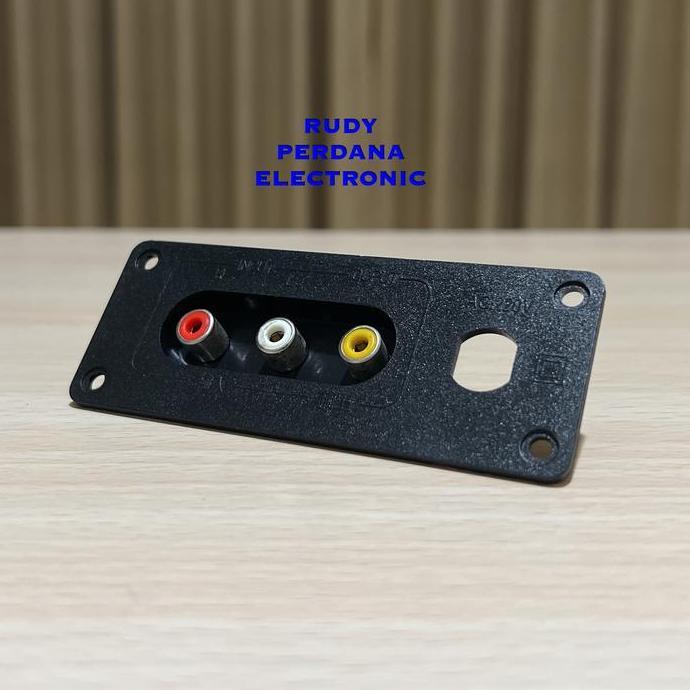 SOCKET SOKET RCA FEMALE 3 PIN LUBANG PANEL BODI INPUT POWER AC 220V MOS27