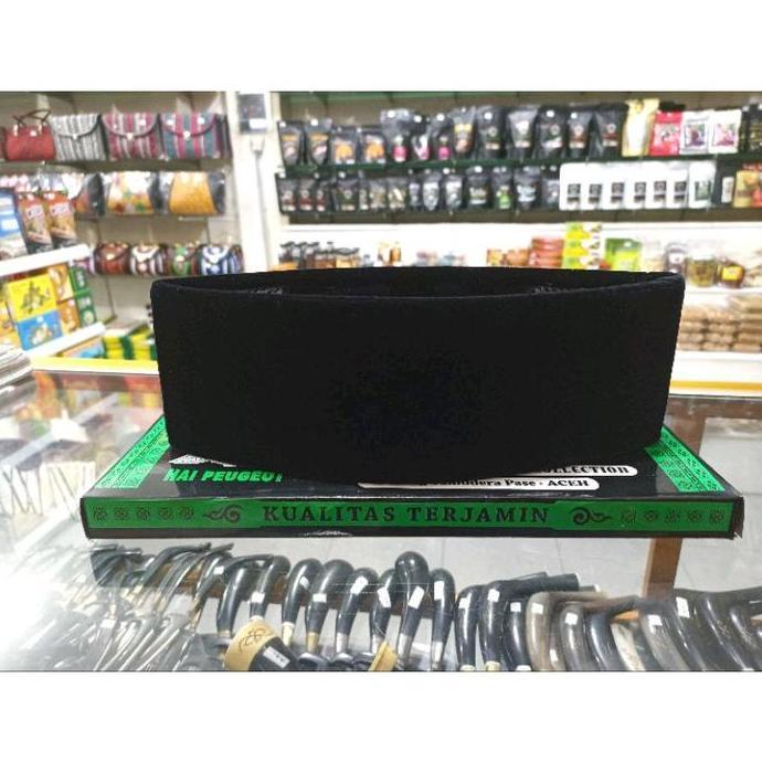 Peci hitam polos khas Aceh bahan beludru premium / Kopiah Promo