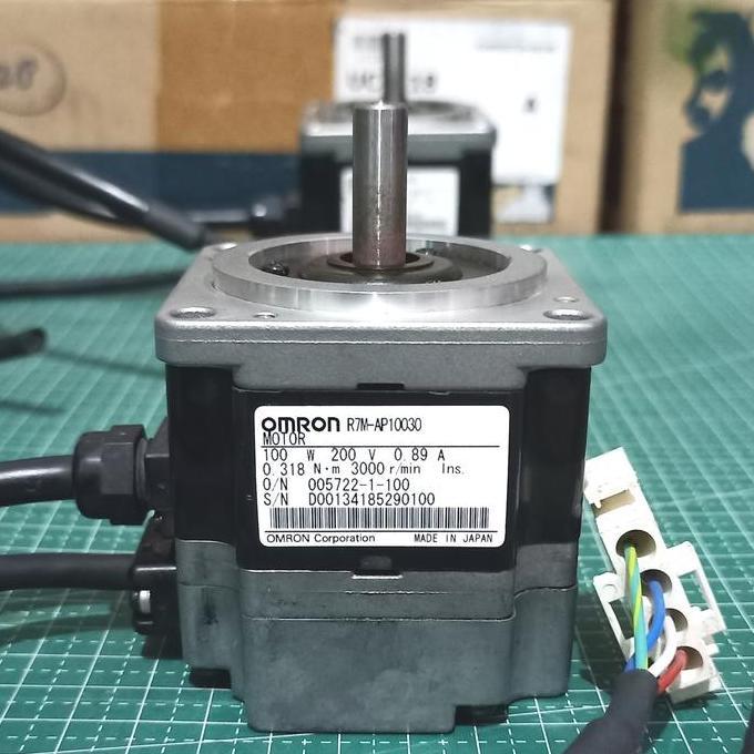 OMRON R7M-AP10030 SERVO MOTOR 100 W 200 V READY STOCK