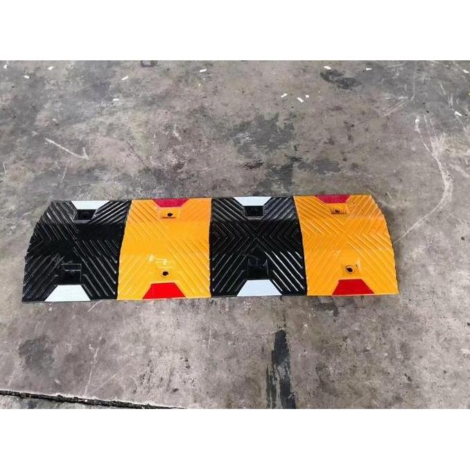 Murah Rubber Speed Bump / Polisi Tidur Karet 100355 / Speed Bump