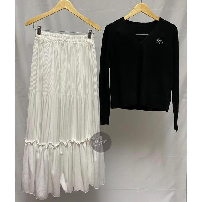 Haseena One Set Wanita Nara Setelan Cardigan Coquette Basic Rok Susun Plisket Polos Kekinian Ruffle 