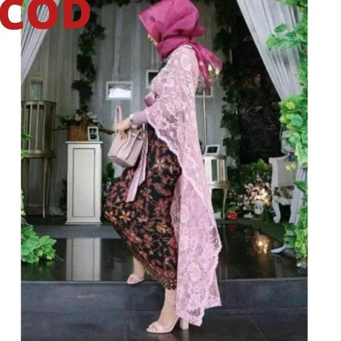 cape brokat panjang, outer brokat premium, baju kondangan, long cape, outer cape Muslim Panjang Card