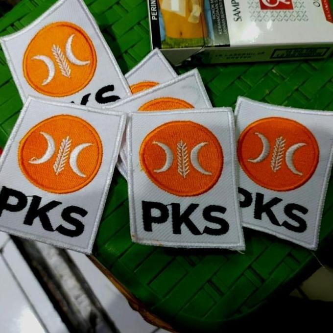 Bed PKS Bedge PKS bordiran PKS