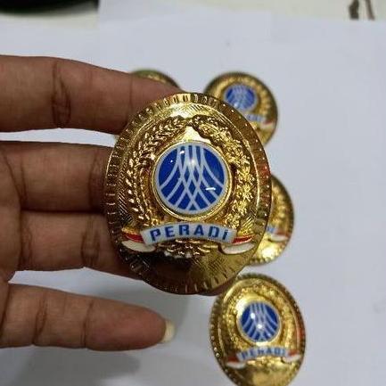 pin peradi / lencana peradi / pin advokat