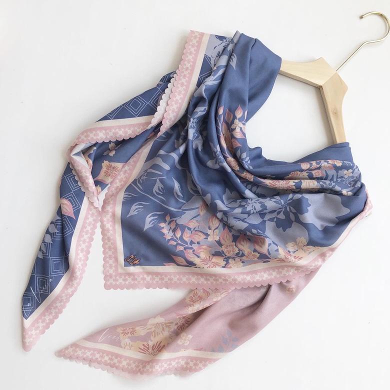 La Vierra - Seoul Series Hijab Segiempat Printing