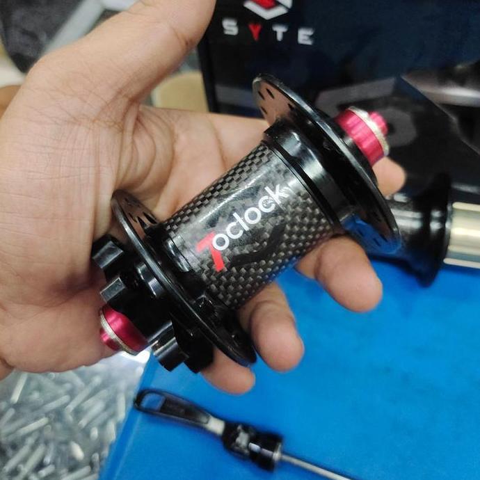 Hub Freehub SYTE ST-D452 Carbon 28 Holes Carbon Disc Brake Six Bolt 6 Baut Hub Syte ST D452