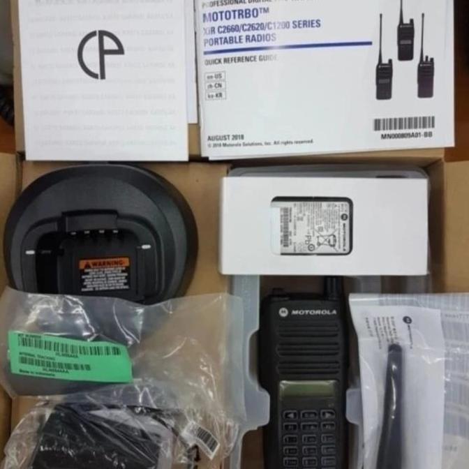 HT MOTOROLA XIR C2660 UHF 350-400MHZ RADIO ANALOG DIGITAL GARANSI