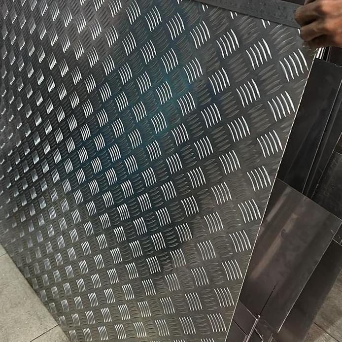plat bordes alumunium 3mm 200x1200mm