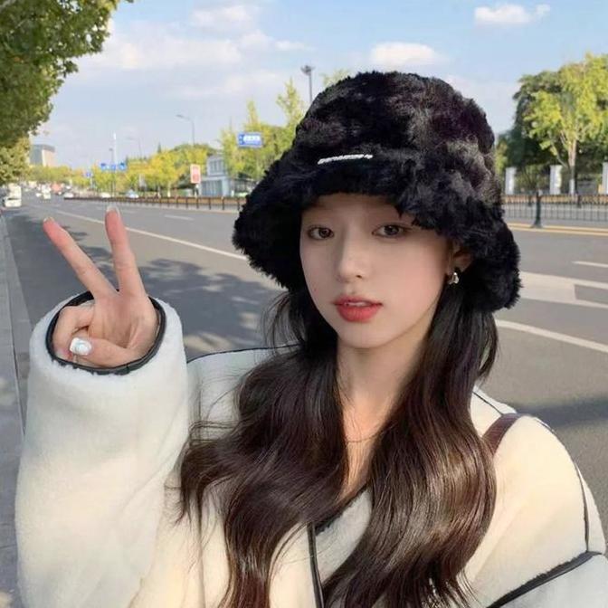 Ruimo Topi Bucket BULU Wanita Topi Bulat Bucket Hat Premium Import Kekinian - B-4   topi