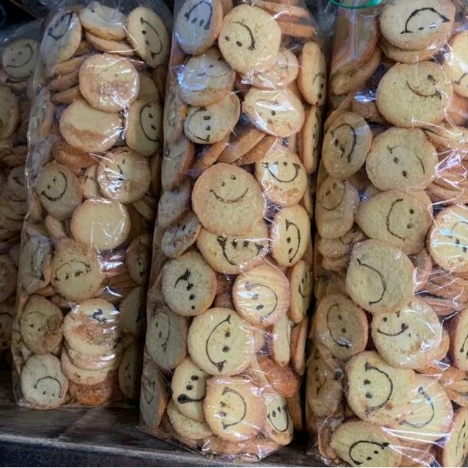 Bolu Smile Bolu Kering 1 kg