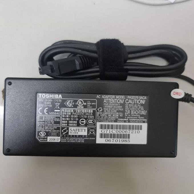ADAPTOR LAPTOP 8.0A 15V TOSHIBA CA27