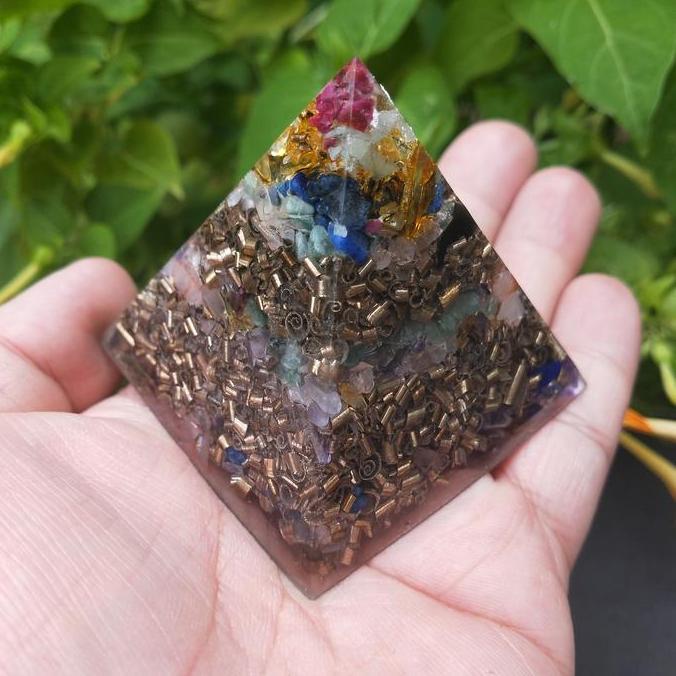 Mini Pyramid / Piramid Orgonite 7 chakra