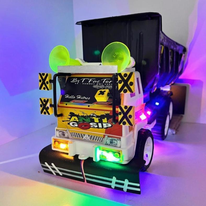 Terbaru Mainan Mobil Truk Oleng Modifikasi Dump Truck Pasir Plastik Keren Miniatur Tronton Anak Laki