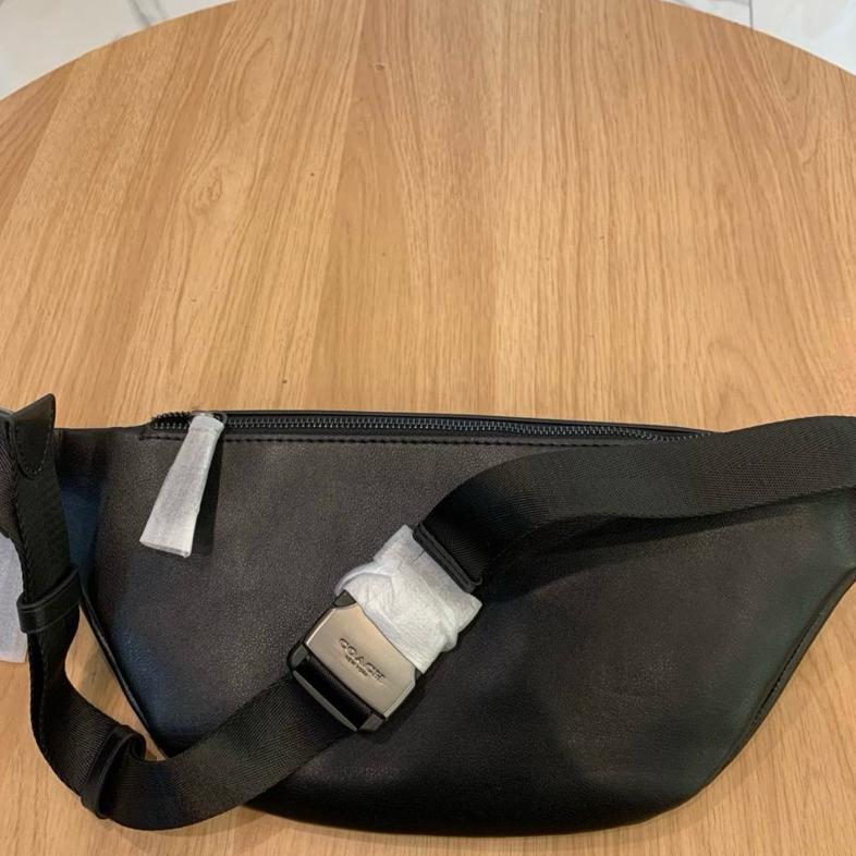 HOT DEALS Warren Belt Bag in Signature Canvas F78777 Waistbag Pria Hitam with Metal Clip FULLSET