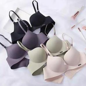 JUTSYLE PUSH UP SEAMLESS CUP BRA BH TANPA KAWAT Busa Lembut