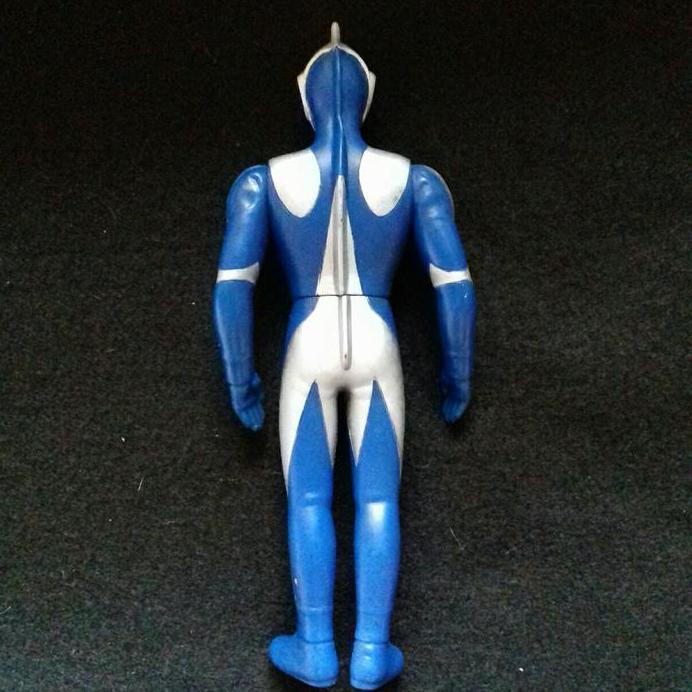 UHS Ultra Hero Series 16 Cm Ultraman Cosmos Luna Mode by Bandai 2001