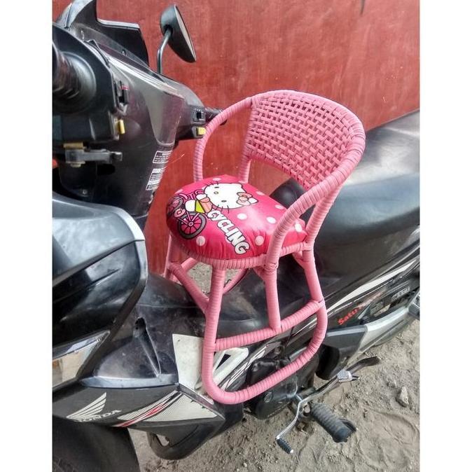KURSI ROTAN SEPEDA MOTOR BEBEK FULL ANYAMAN - KURSI ANAK UNTUK MOTOR B READY