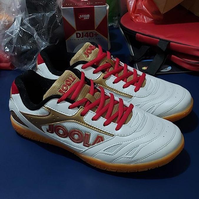 sepatu khusus pingpong joola putih merah