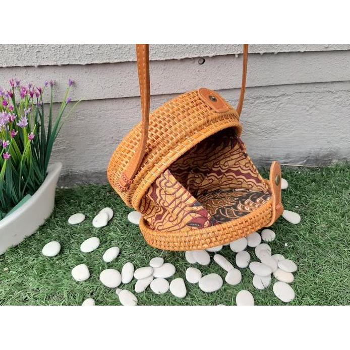 Tas bulat Asli rotan tali Ketak ukuran 18cm Bali lombok barang unik