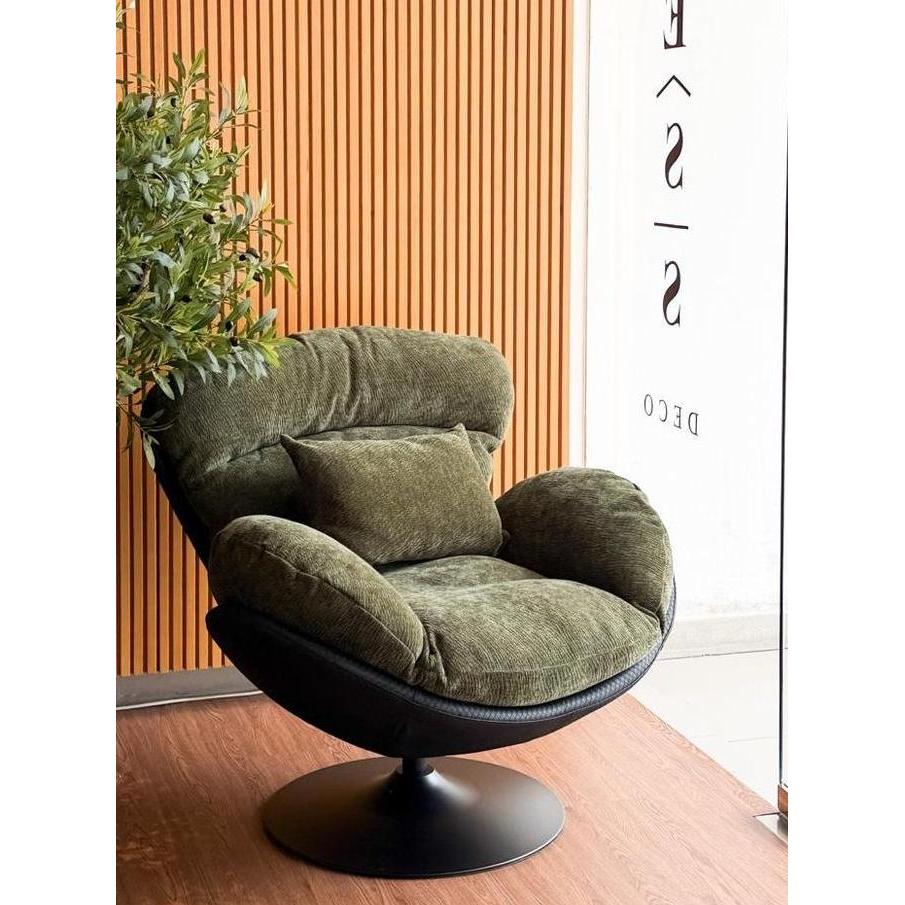 Vela Swivel Lounge Chair // Perlengkapan Rumah // Furniture // Lounge Chair // Kursi