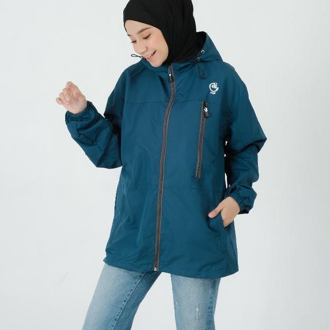 Jaket Parasut Wanita Ararat Waterproof Big Size Original Fcf / Jaket Gunung Wanita Anti Air