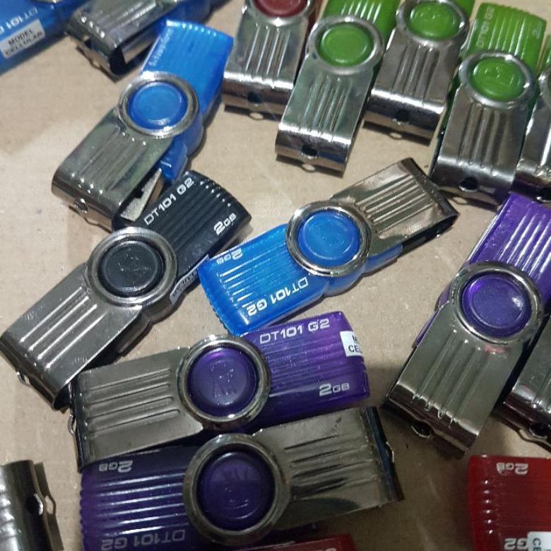 flashdisk FD KINGSTON /flashdisk kingston  DT 101 G2  dus polos