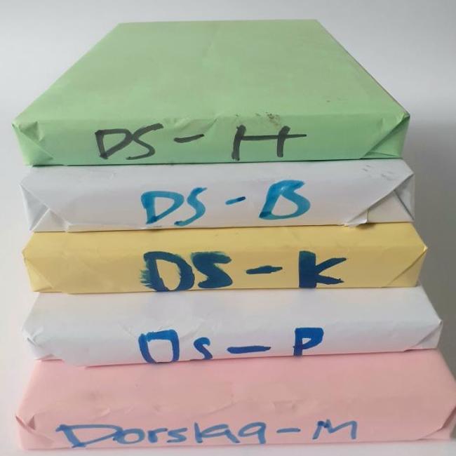 Kertas Dorslag Warna Folio/Kertas Bungkus Sepatu/Kertas Pola Baju Warna Folio