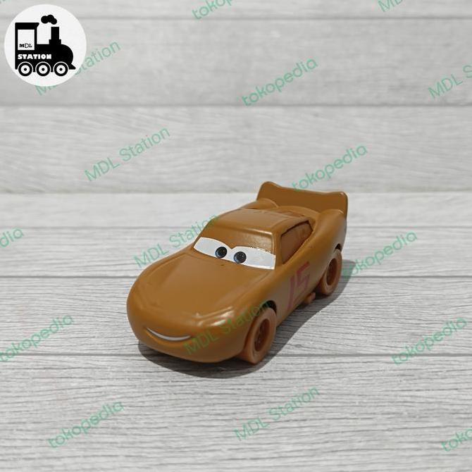 DISNEY PIXAR CARS - CHESTER WHIPPLEFILTER MCQUEEN (NO MARKING DIECAST) MDLS27