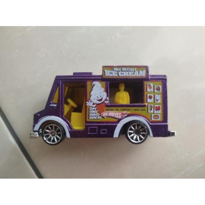 0154 ASSORTED DIECAST LOOSE : HOTWHEELS - GOOD HUMOR TRUCK ICE CREAM RARE MCS27