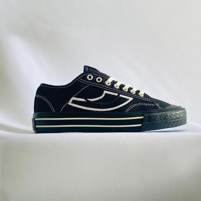 Casual- Sepatu Nita Pria Black Underground Flexion Sneakers Canvas Casual Shoes Sport Non Slip Kanva