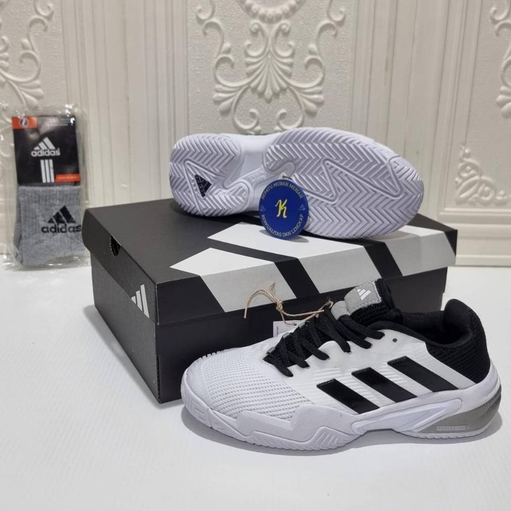 TERBARU Sepatu adidas Tenis Barricade 13 Putih/Hitam