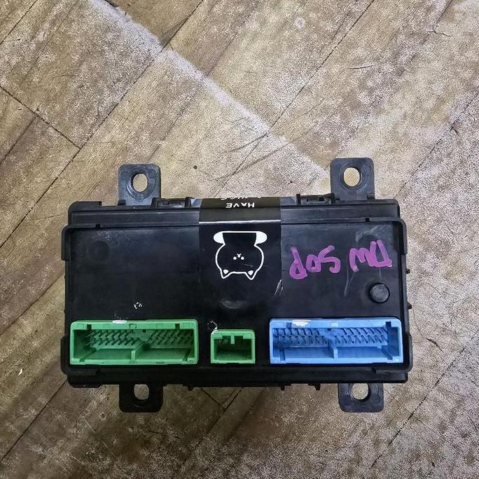 ECU Assy Nissan Quester CWE280 GH8 22355616-P02 Copotan asli