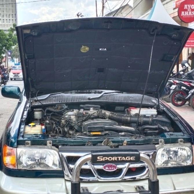 Peredam Premium Kap Kia Sportage 2000