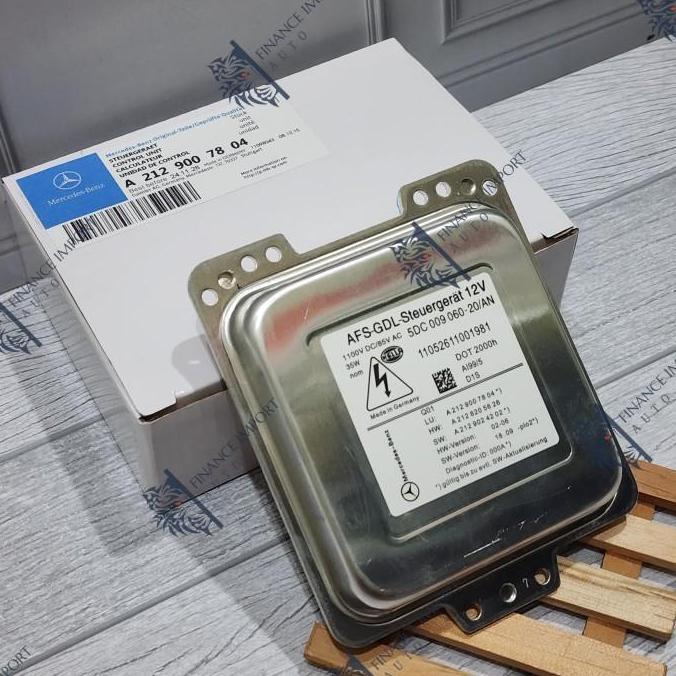 Ballast HID Xenon W212 E250 E300 Mercedes Benz Modul Lampu W212 ORI