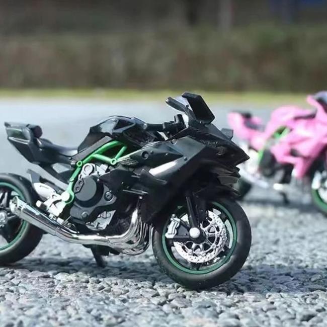 Diecast Motor  Balap Gp Kawasaki / Diecast Motor Balap Sport Ducati / Diecast Motor Gp Yamaha Miniat