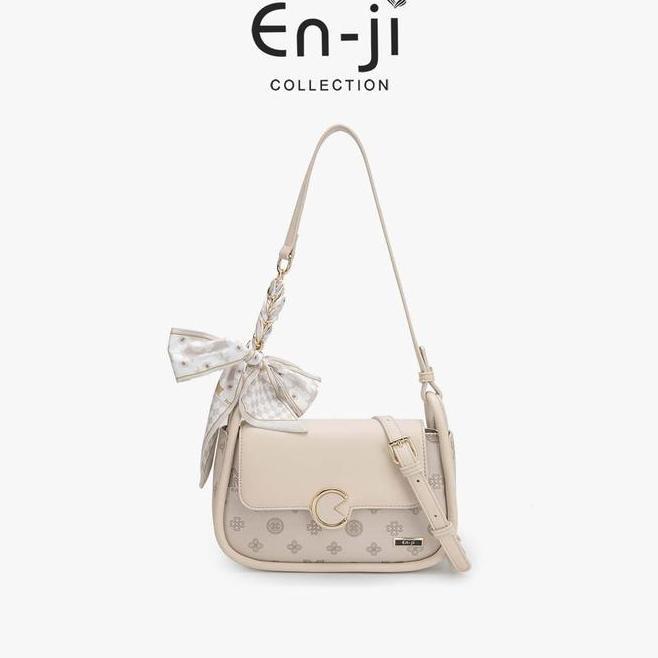 Enji Yiona Slingbag Cream