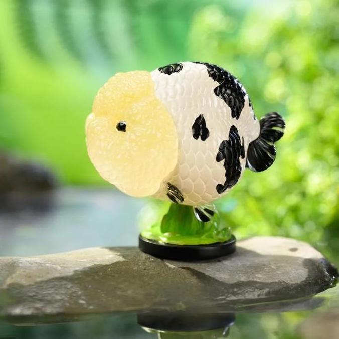 LARISS Milk Cow Ranchu Goldfish - Carassius Auratus Resin Figure Collection