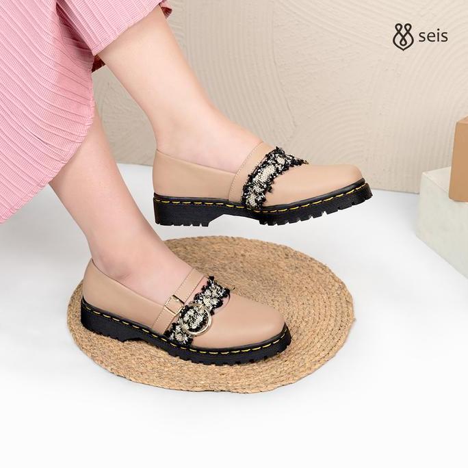Anjis_Olshop - Seis Shoes Unyu Sepatu Wanita Docmart / Loafers