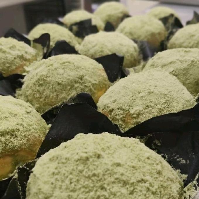 Dwayne- Kyoto Matcha Bun (Sourdough Based)