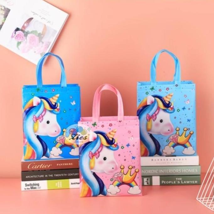 Tas souvenir ulang tahun anak / Goodie bag / tas ulang tahun unicorn-M