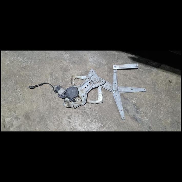 DISKON DINAMO POWER WINDOW + REGULATOR DEPAN KANAN BMW E30 
