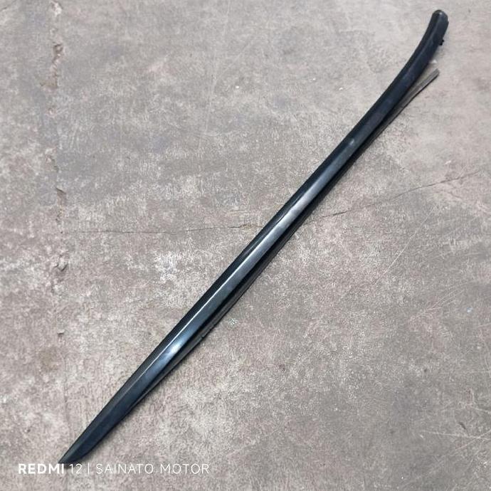 LIST LIS KACA BESAR DEPAN BAGIAN KANAN R HONDA STREAM 1.7 1700CC ASLI ORIGINAL COPOTAN 2ND