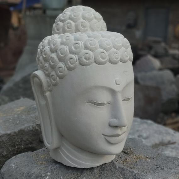 patung kepala Buddha 30