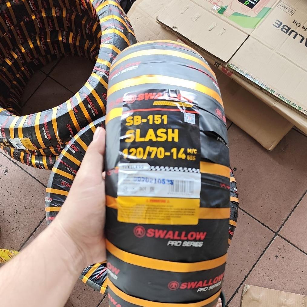 Ban Luar Sllow Tubeless 120/70-14 Slash SB151 (Soft Compound)