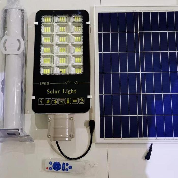 Lampu jalan PJU panel surya solar sel 600w 600watt lampu solar